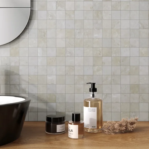Lydia Classico Travertine Mosaic Tile