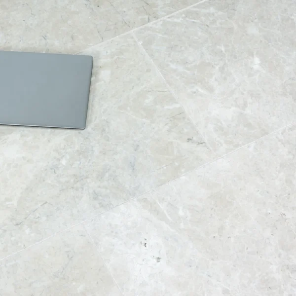 St Moritz Marble Tile - Image 3